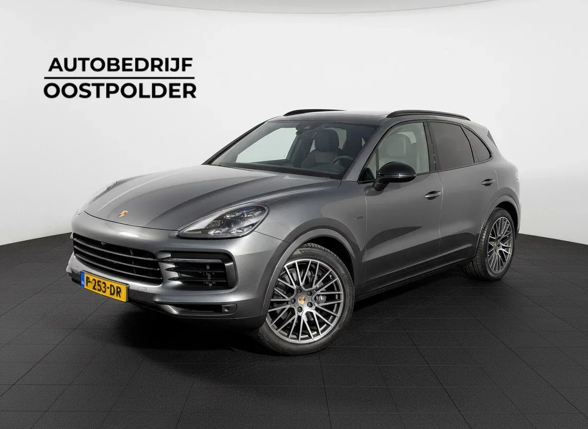 Porsche Cayenne (2022) — foto 1