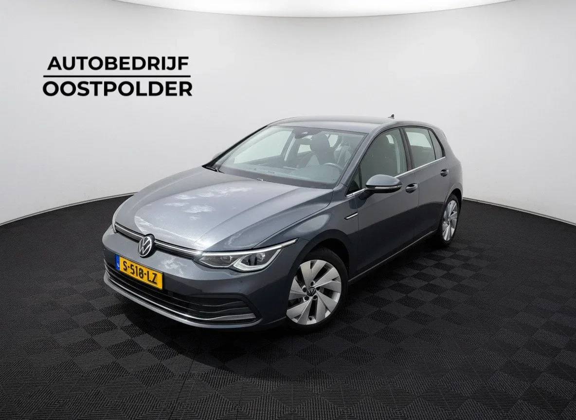 Volkswagen Golf (2021) — foto 1