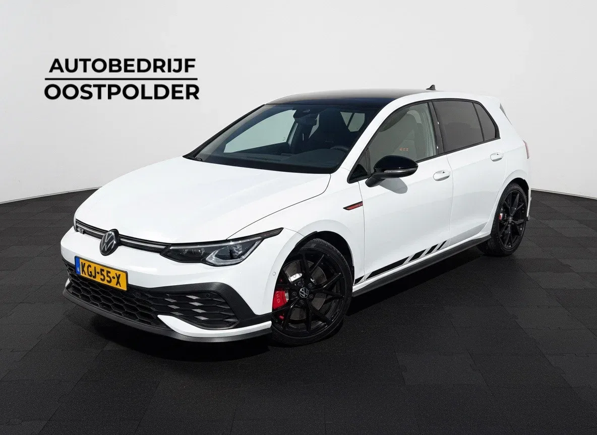 Volkswagen Golf (2023) — foto 1