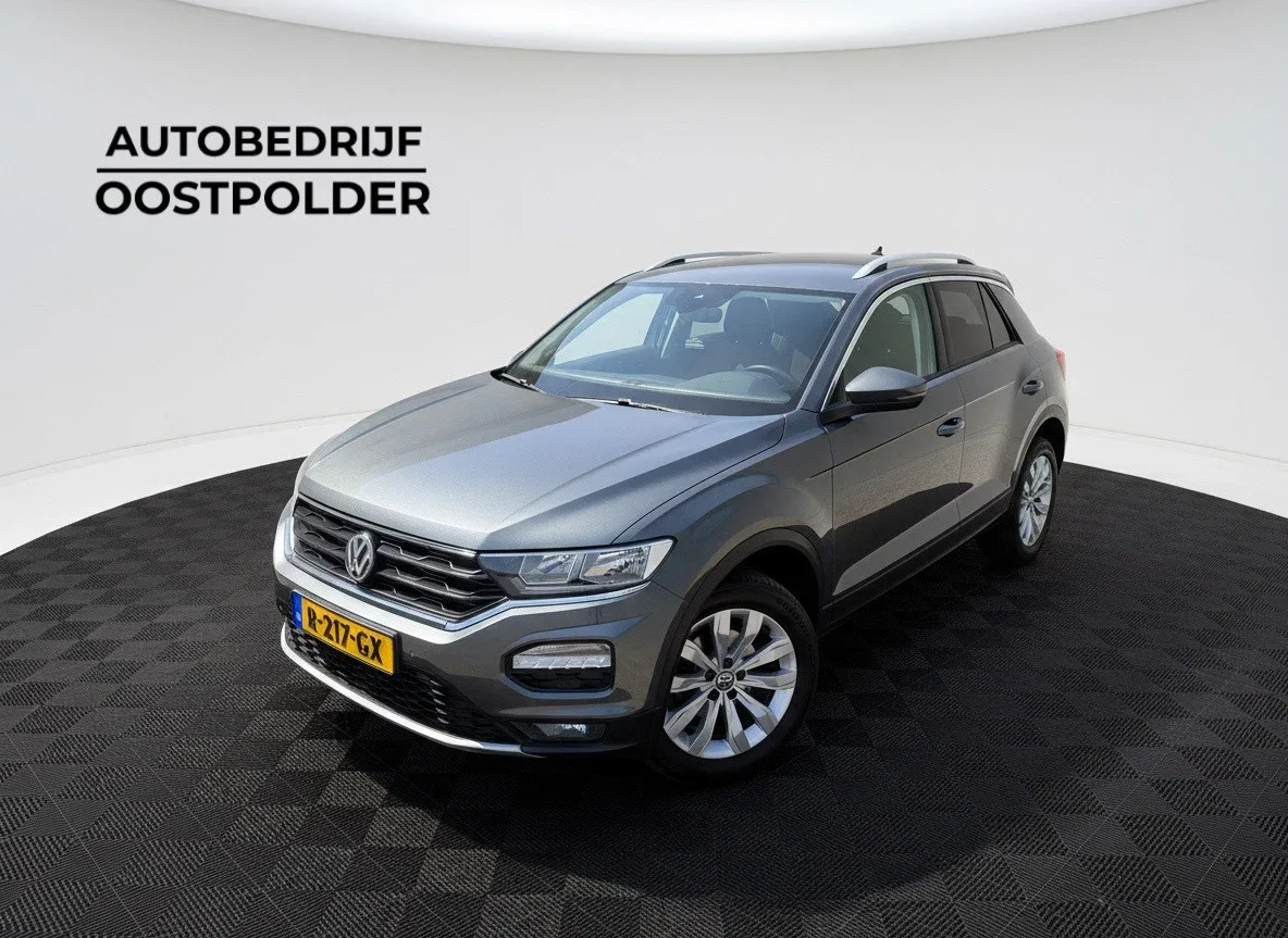 Volkswagen T-Roc (2019) — foto 1