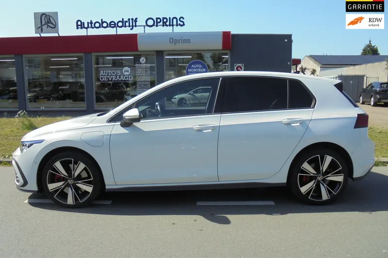 Volkswagen Golf (2021)