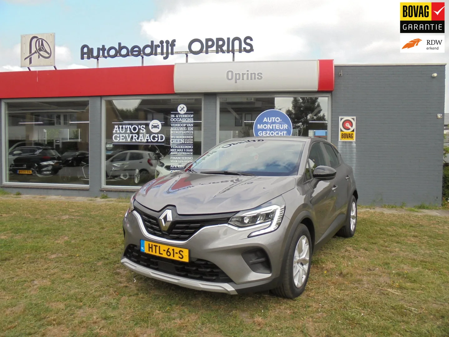 Renault Captur (2023) — foto 1