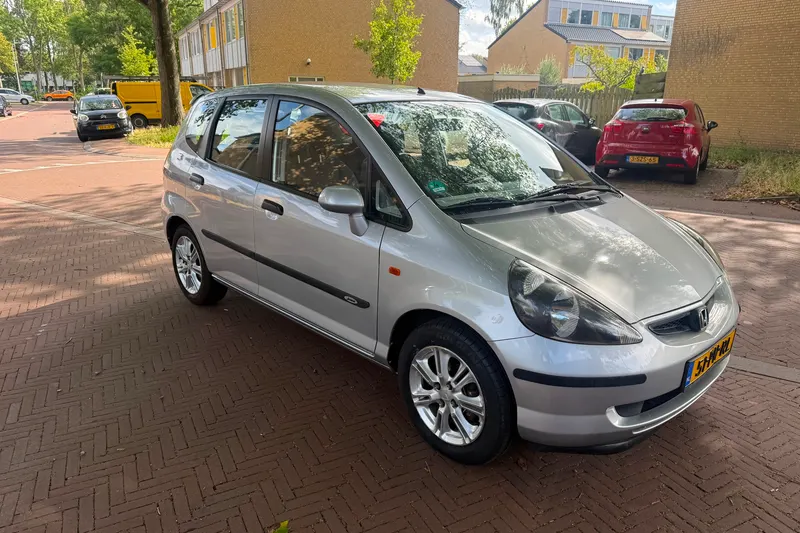 Honda Jazz (2004)
