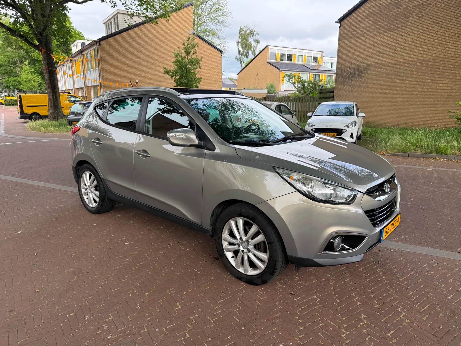 Hyundai ix35 (2011) — foto 1