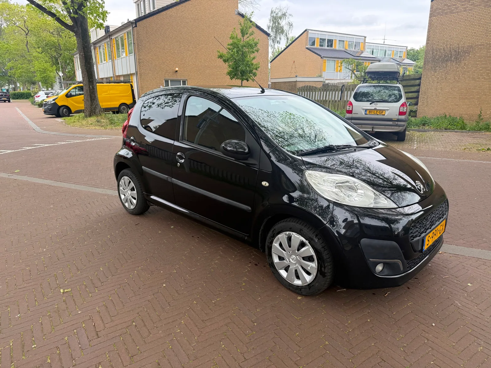 Peugeot 107 (2012) — foto 1