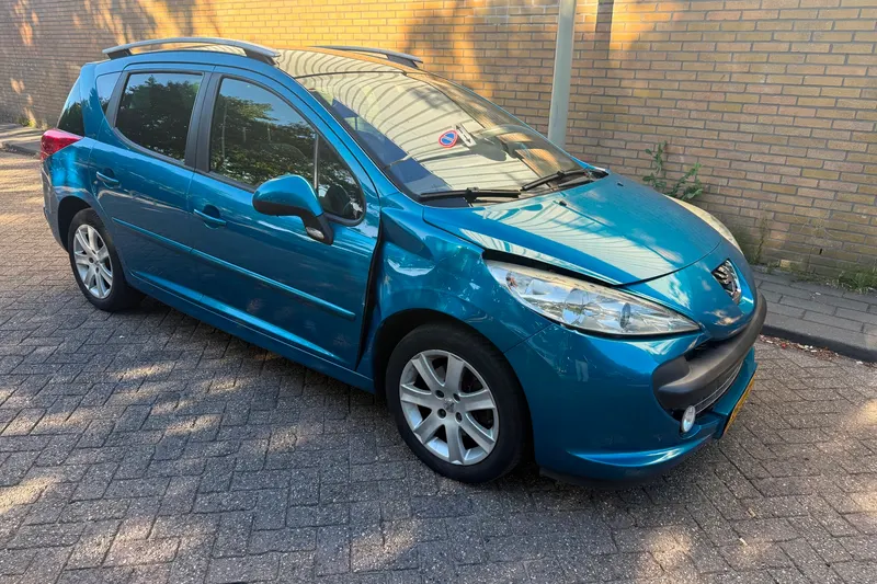 Peugeot 207 (2009)