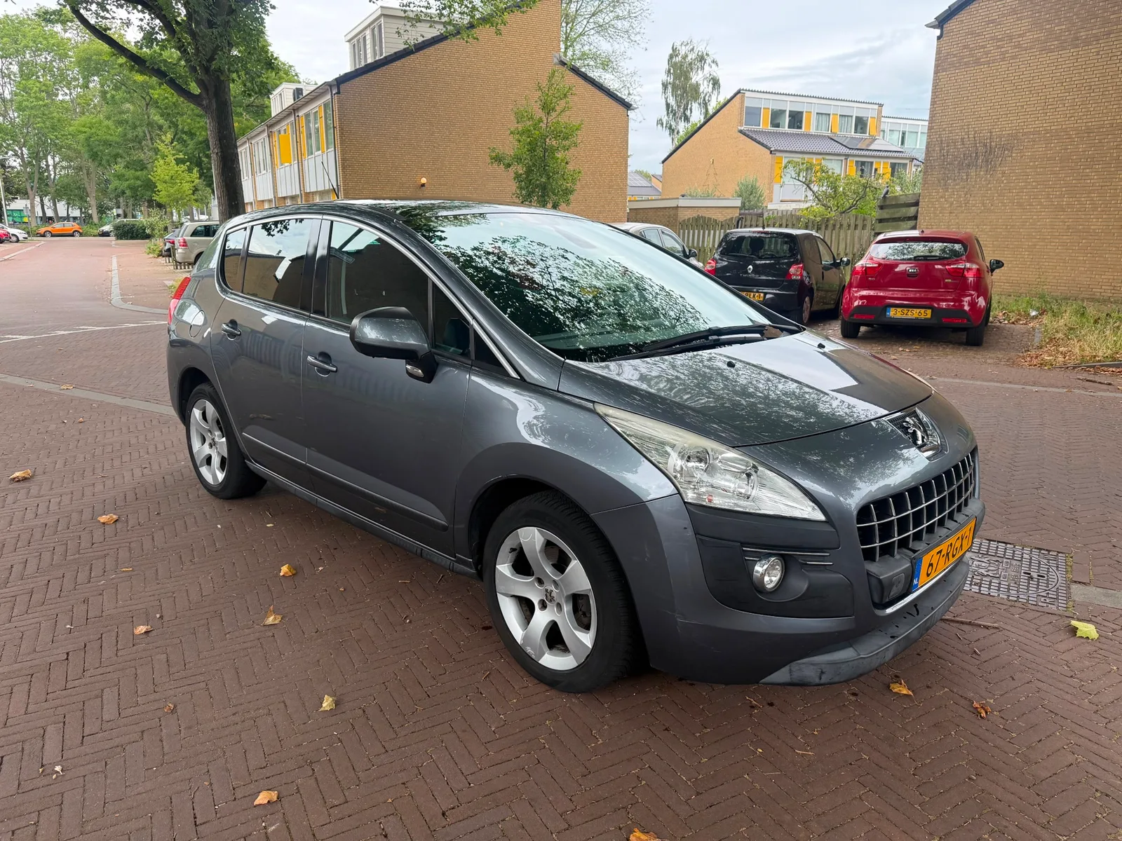 Peugeot 3008 (2011) — foto 1