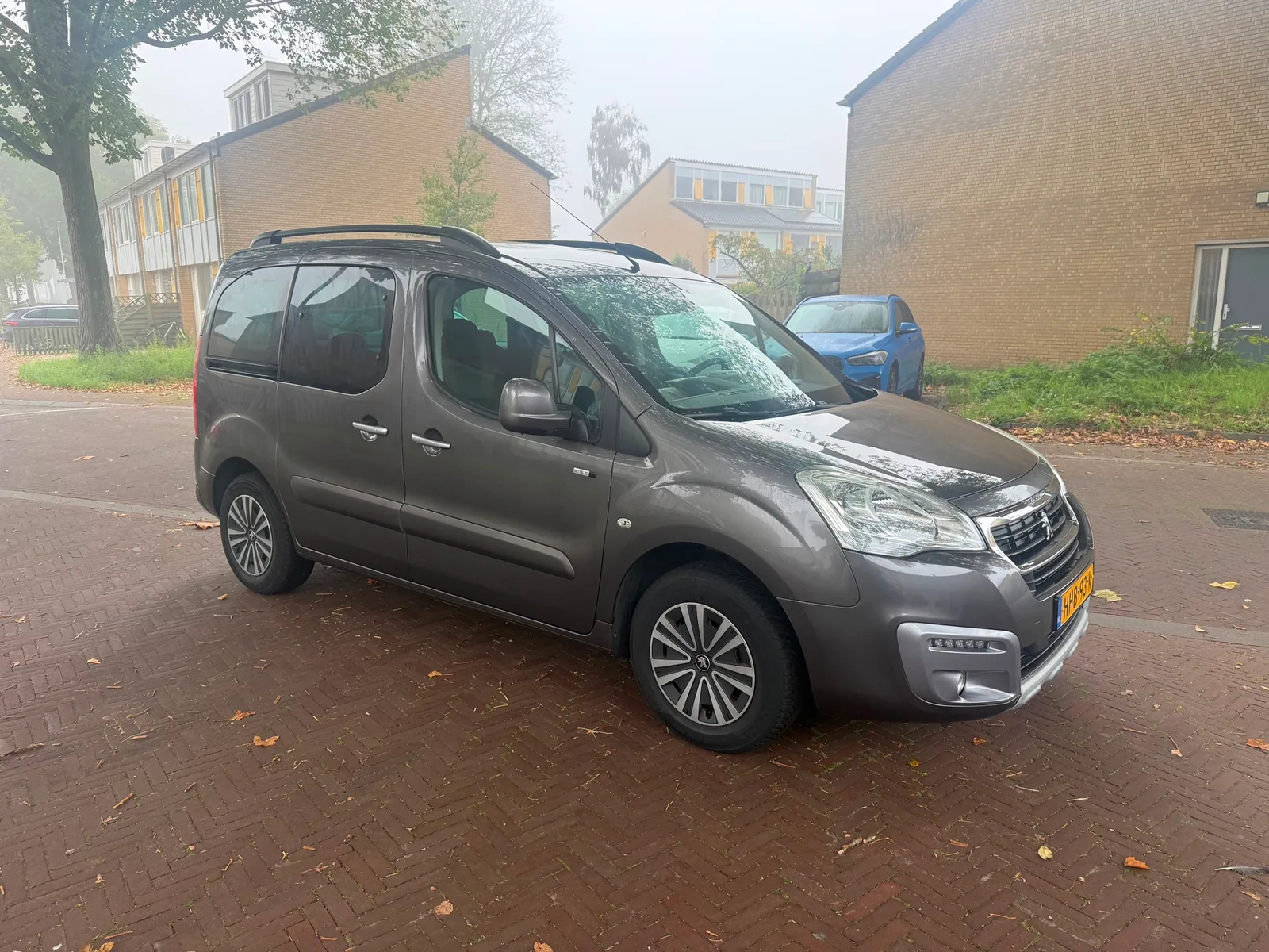Peugeot Partner (2017) — foto 1