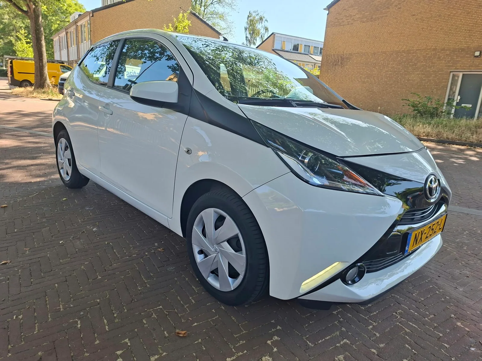 Toyota Aygo (2017) — foto 1