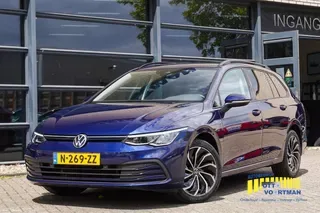 Volkswagen Golf (2022) — foto 1
