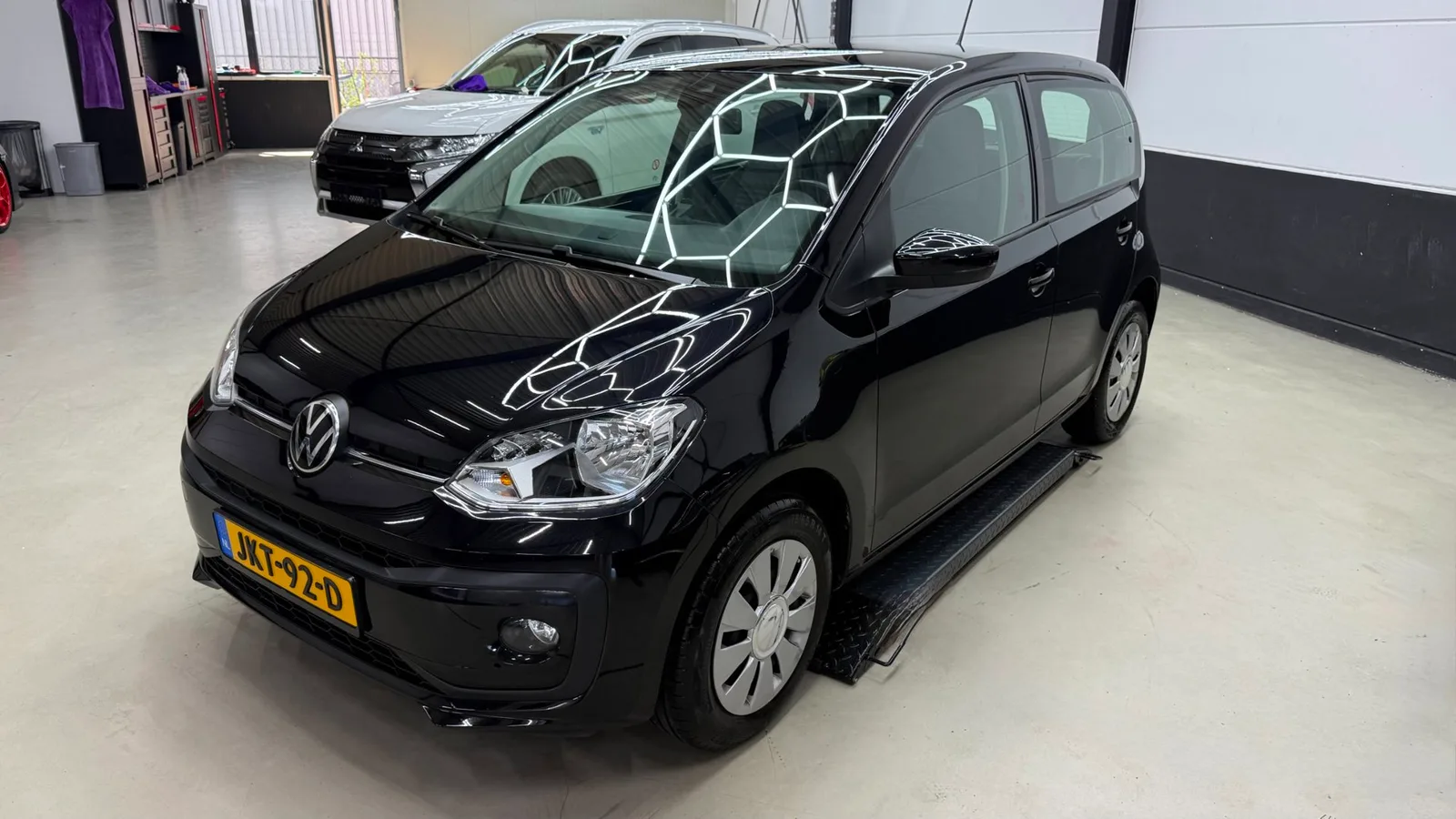 Volkswagen Up! (2020) — foto 1