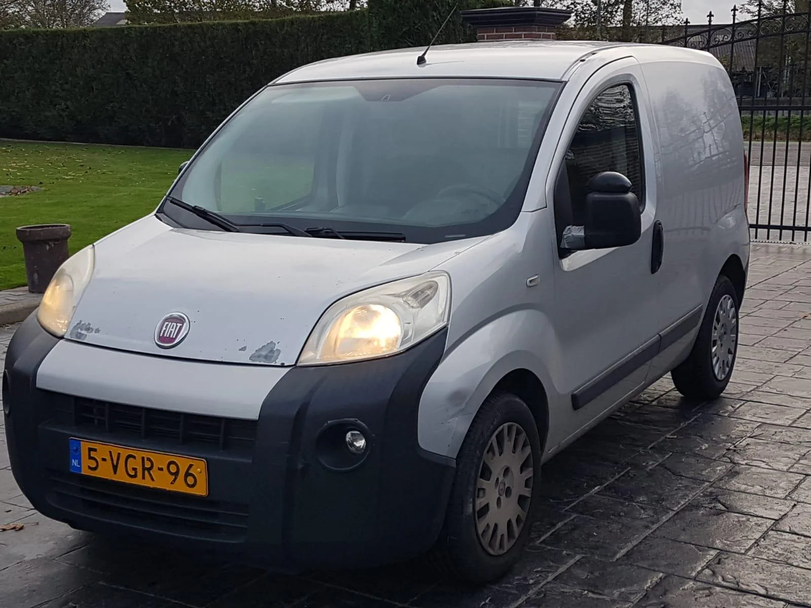 Fiat Fiorino (2010) — foto 1