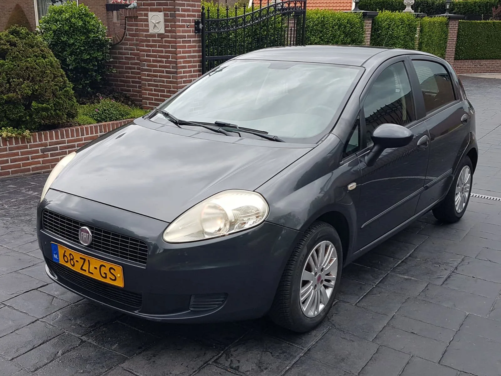 Fiat Grande Punto (2008) — foto 1