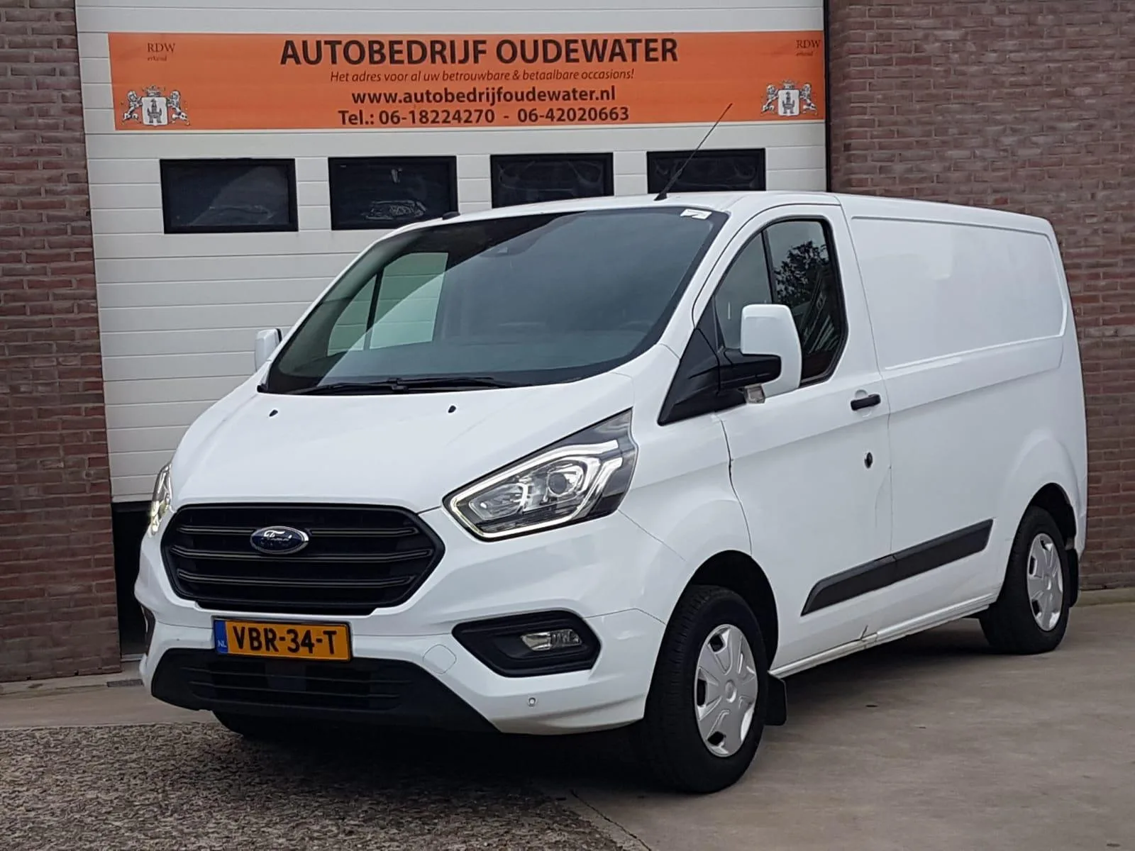 Ford Transit Custom (2019) — foto 1