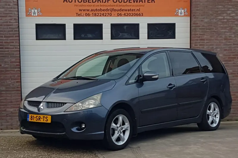 Mitsubishi Grandis (2006)