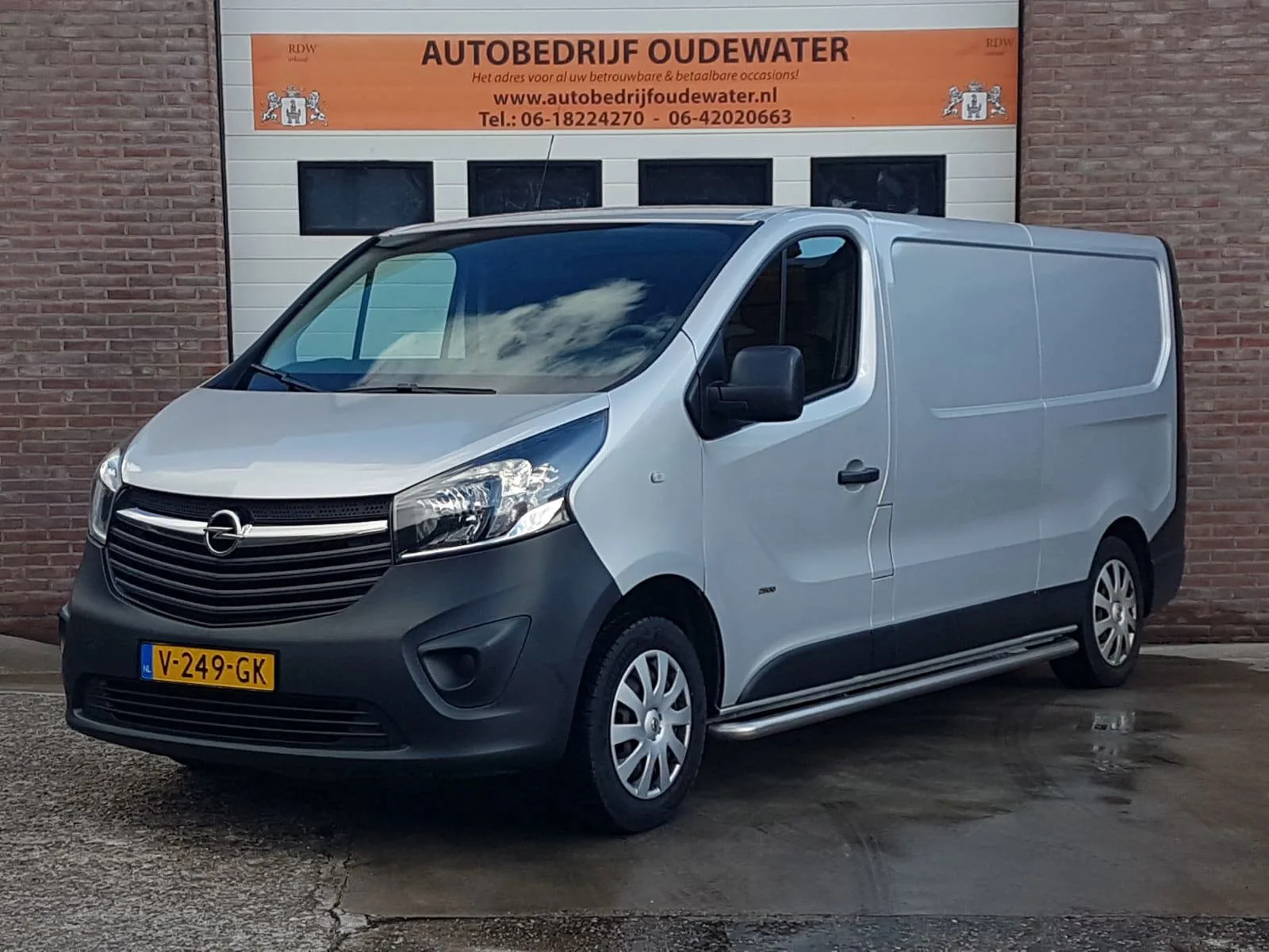 Opel Vivaro (2017) — foto 1