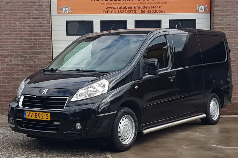 Peugeot Expert (2016)