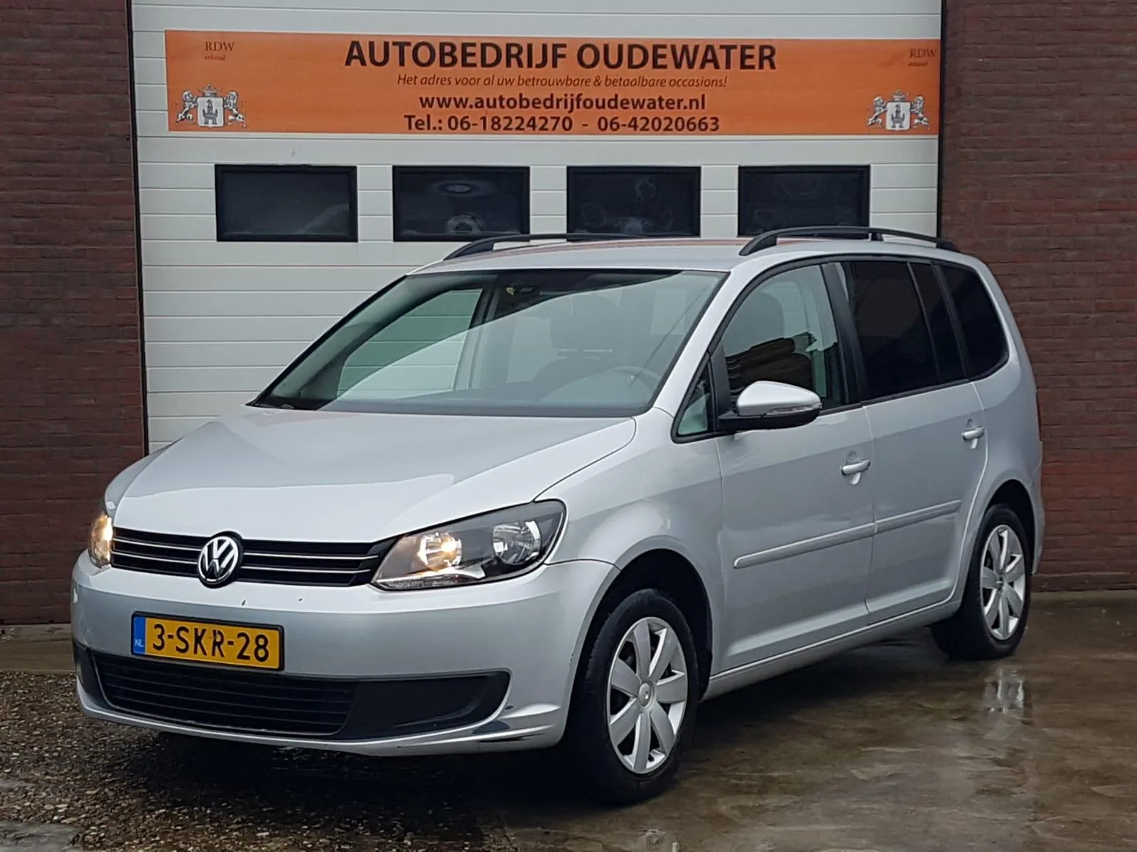 Volkswagen Touran (2013) — foto 1
