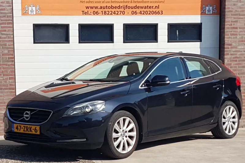 Volvo V40 (2013)