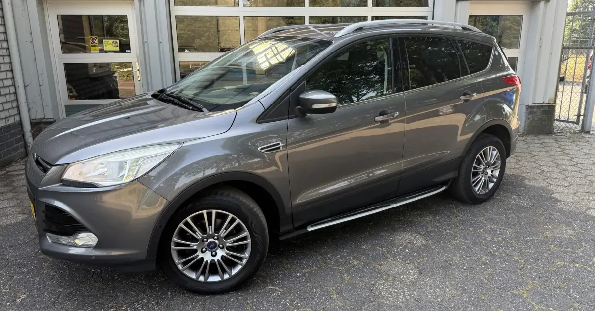 Ford Kuga (2014) — foto 1