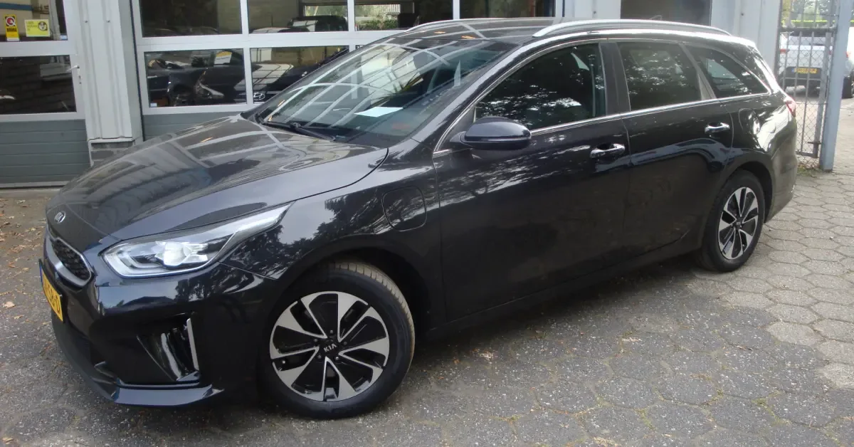 Kia Ceed (2020) — foto 1