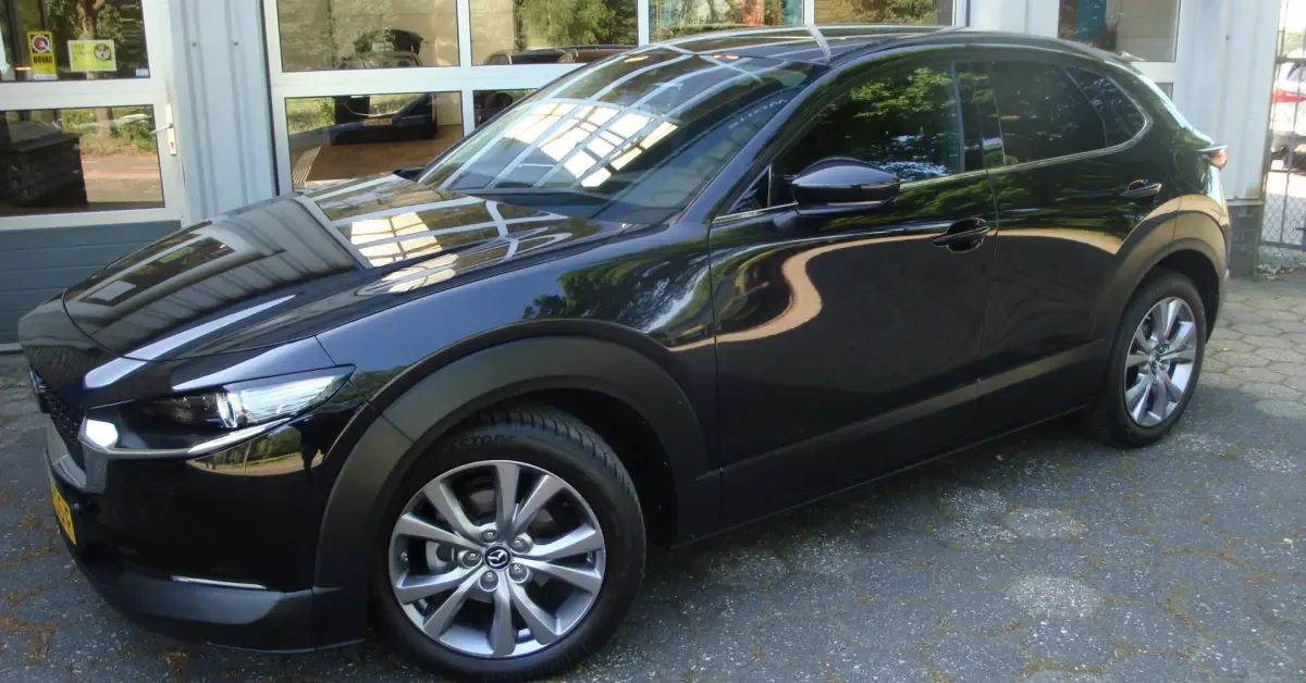 Mazda CX-30 (2021) — foto 1