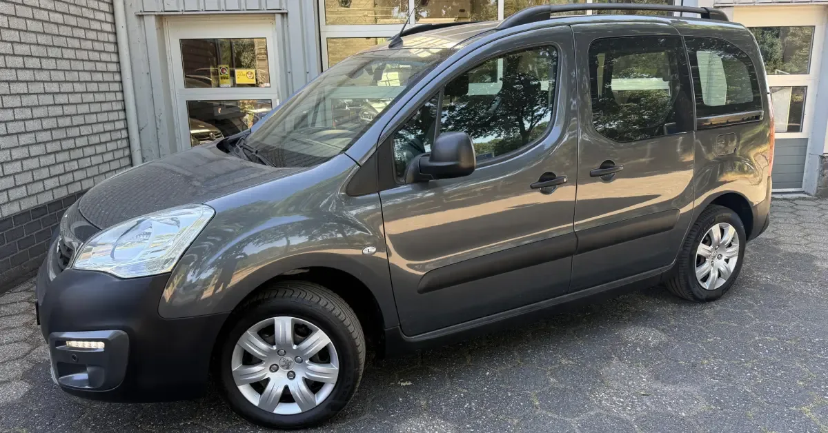 Peugeot Partner (2018) — foto 1