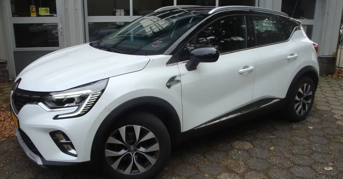 Renault Captur (2020) — foto 1