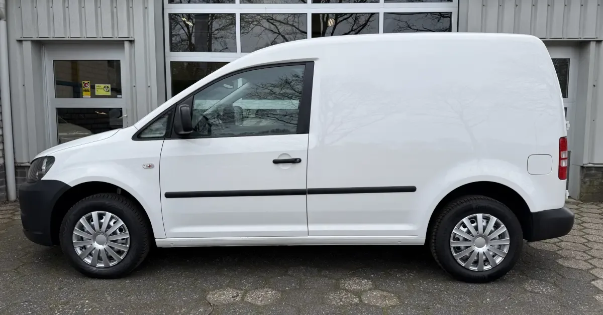 Volkswagen Caddy (2015) — foto 1