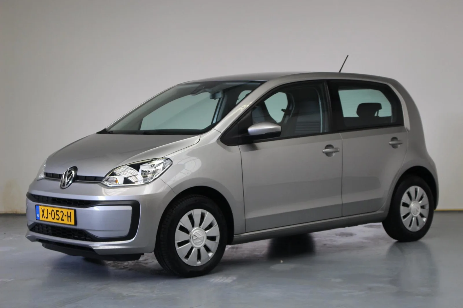 Volkswagen Up! (2019) — foto 1