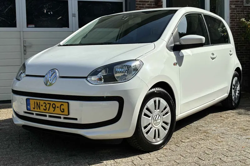 Volkswagen Up! (2016)