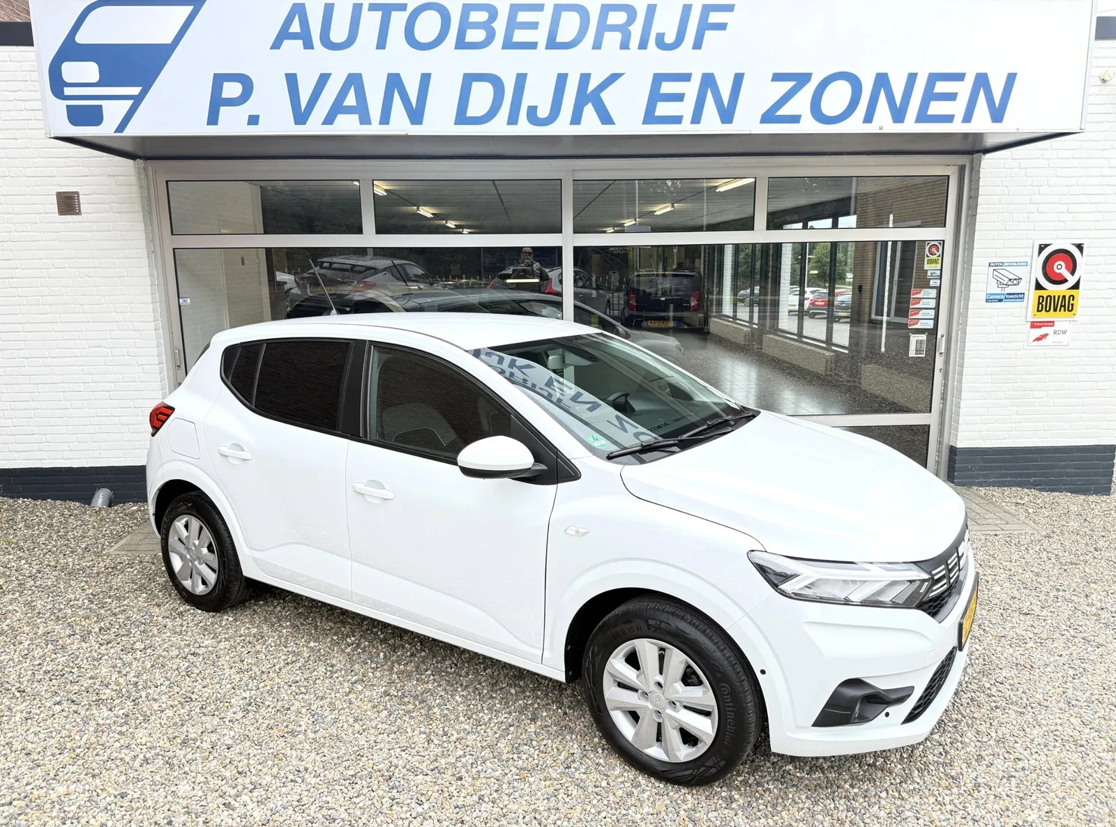 Dacia Sandero (2024) — foto 1