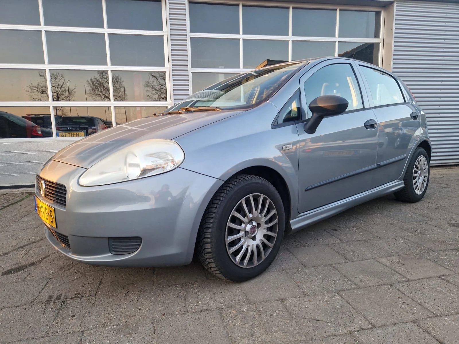 Fiat Grande Punto (2010) — foto 1