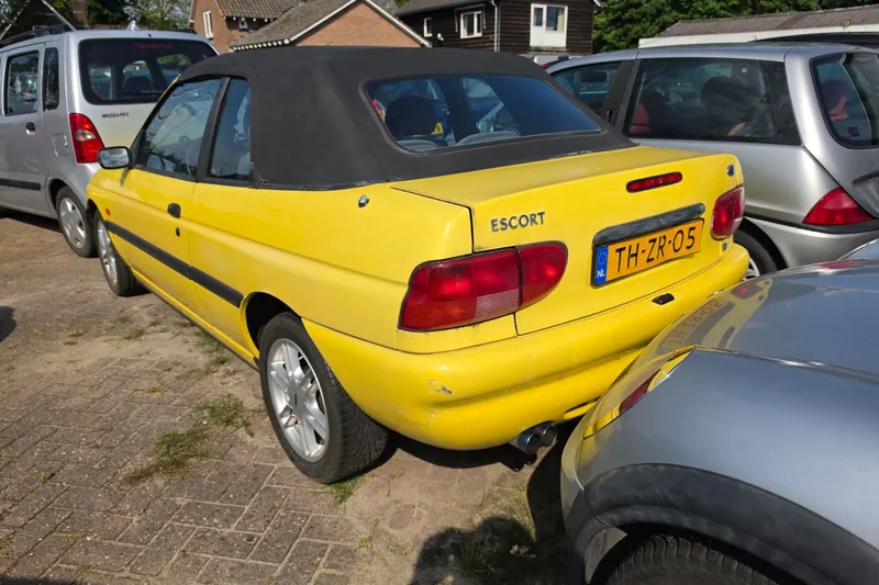 Ford Escort (1998)