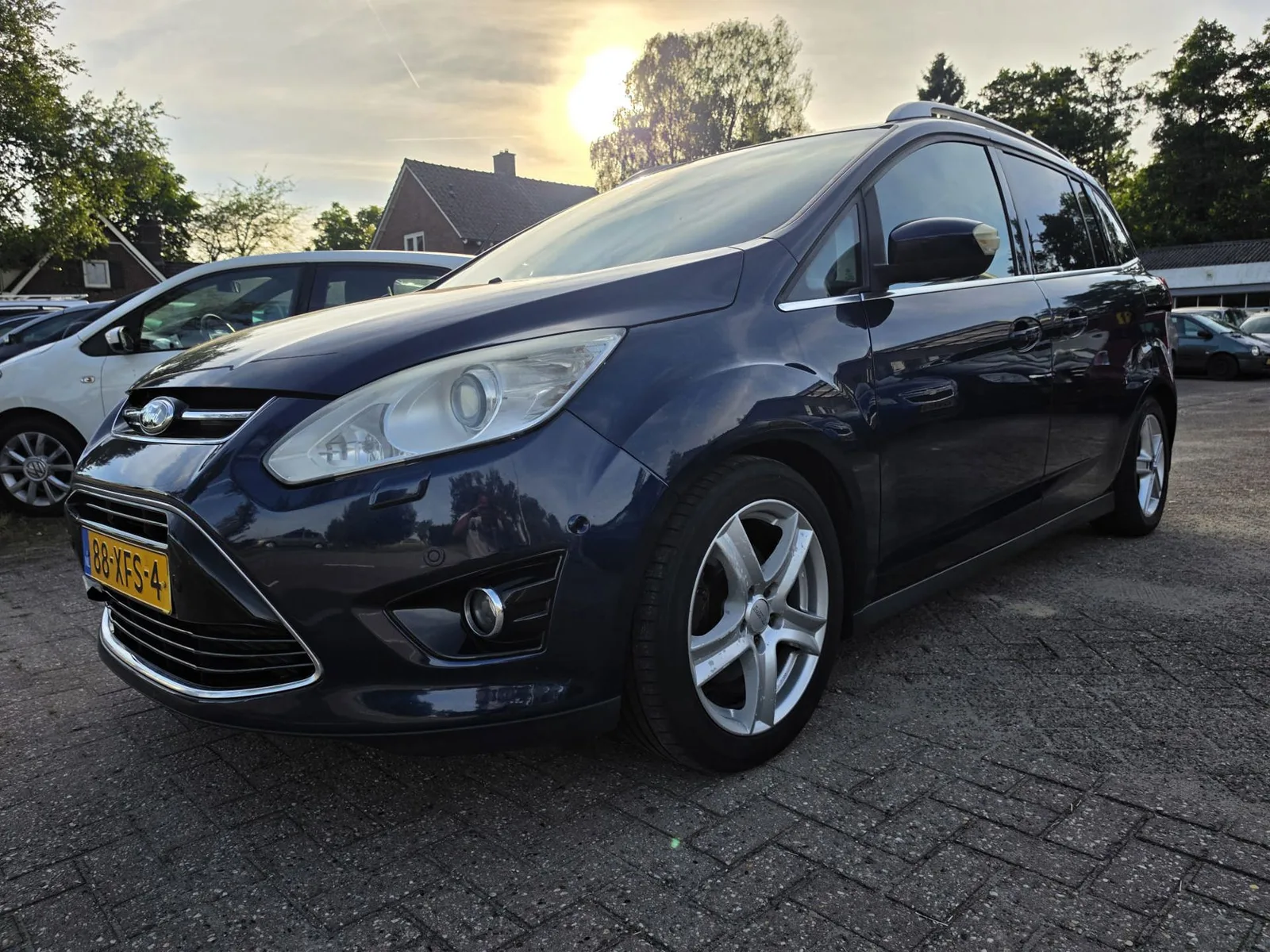 Ford Grand C-Max (2012) — foto 1