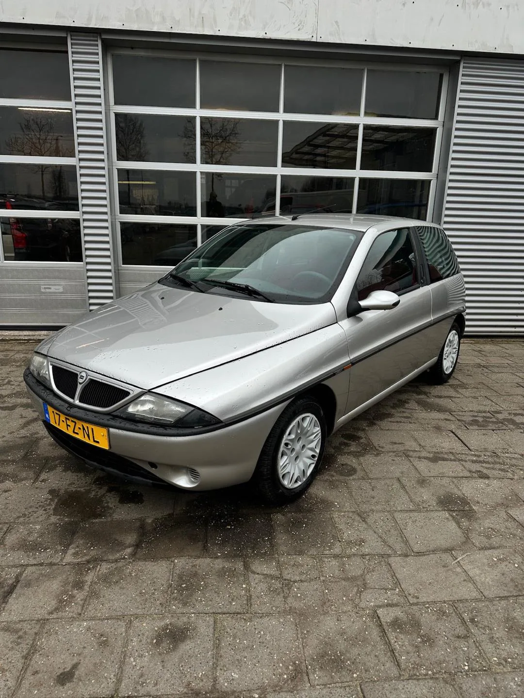 Lancia Ypsilon (2000) — foto 1