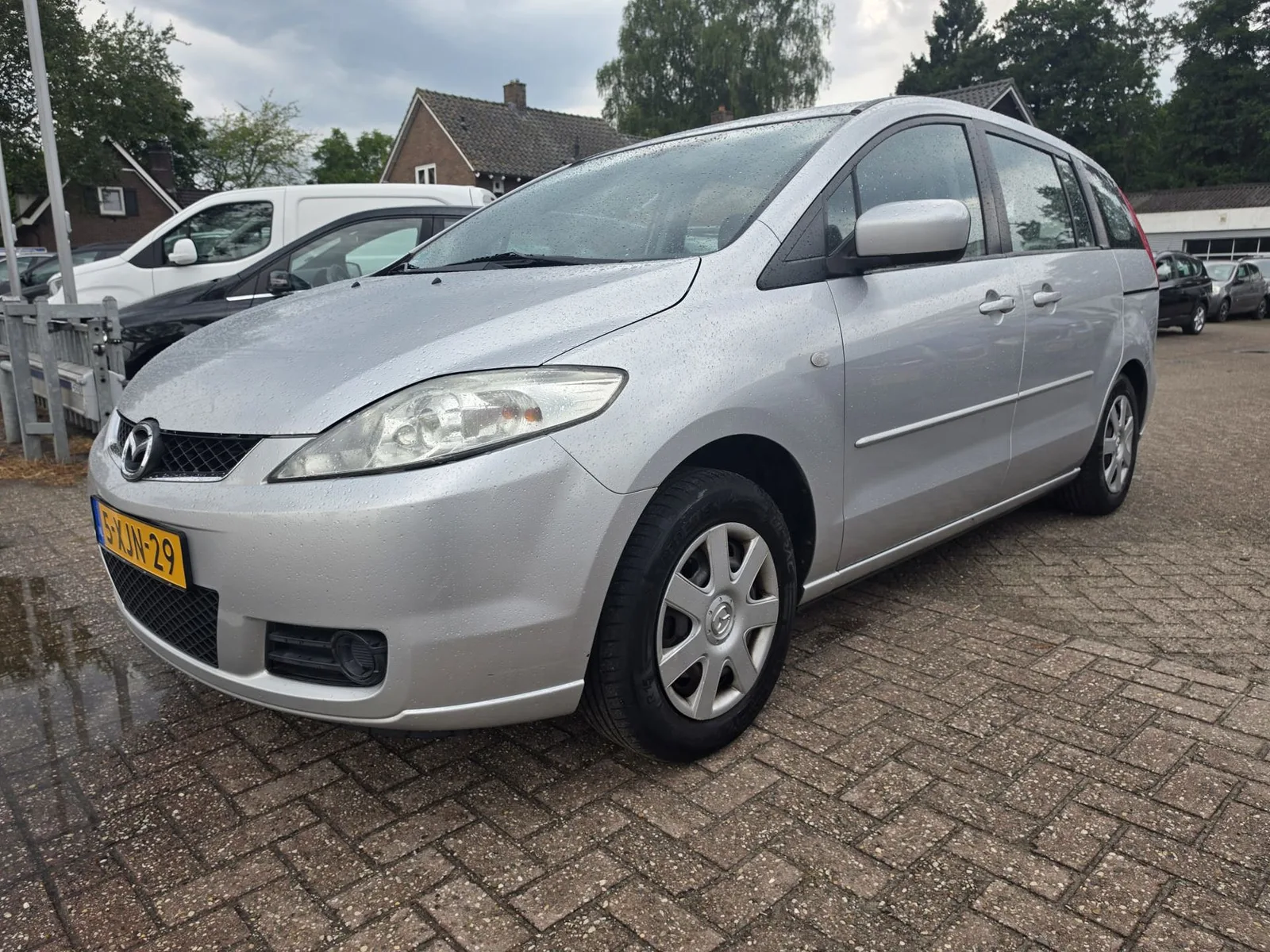 Mazda 5 (2007) — foto 1
