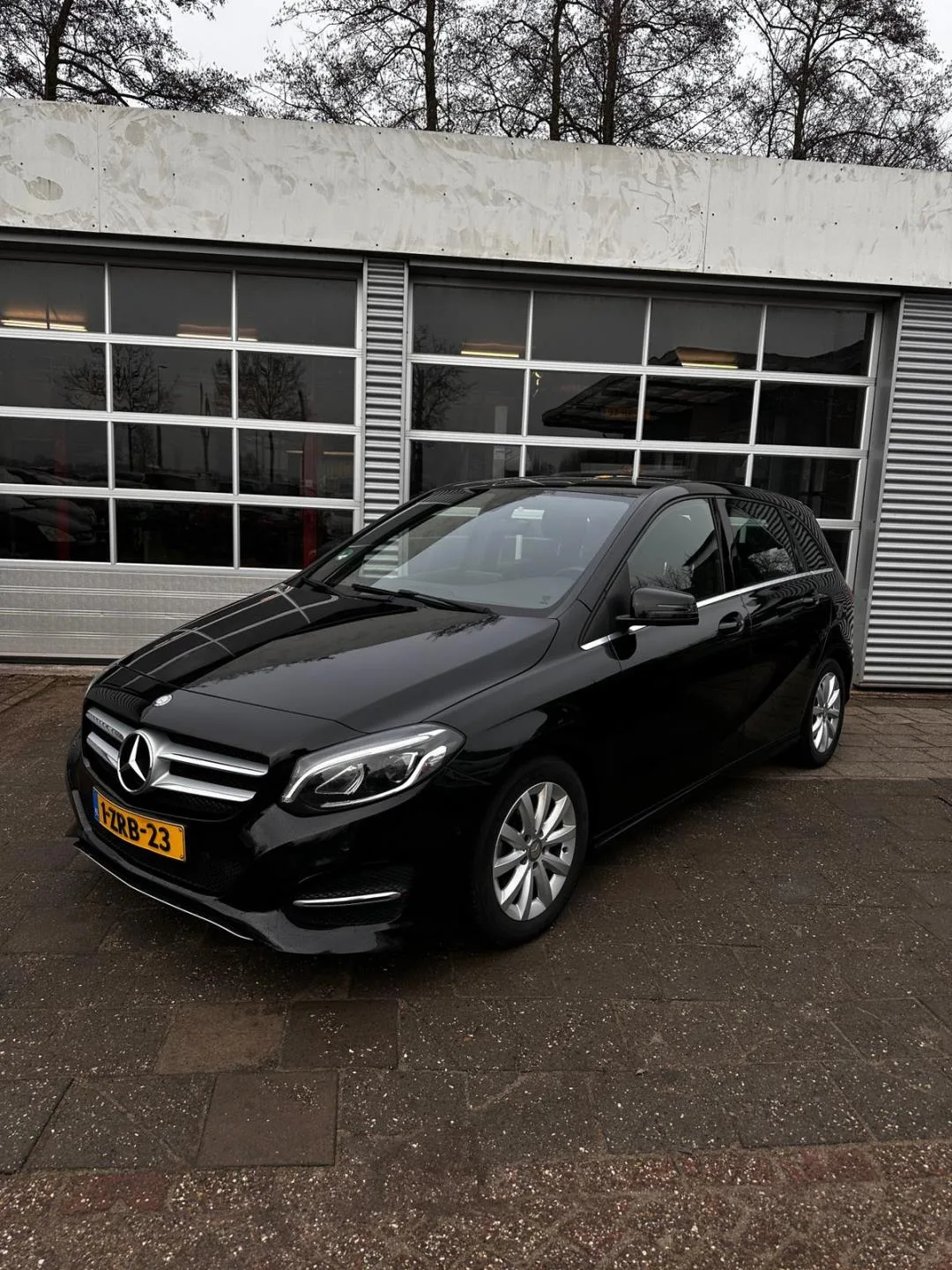 Mercedes-Benz B-Klasse (2015) — foto 1