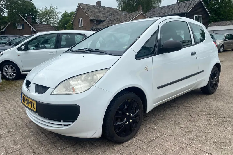 Mitsubishi Colt (2006)
