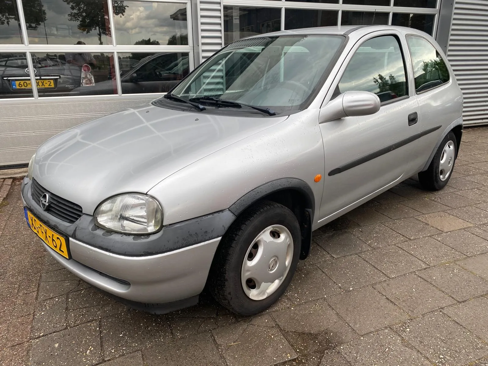 Opel Corsa (1998) — foto 1