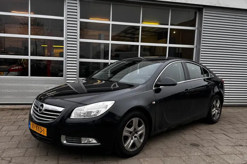 Opel Insignia (2012)