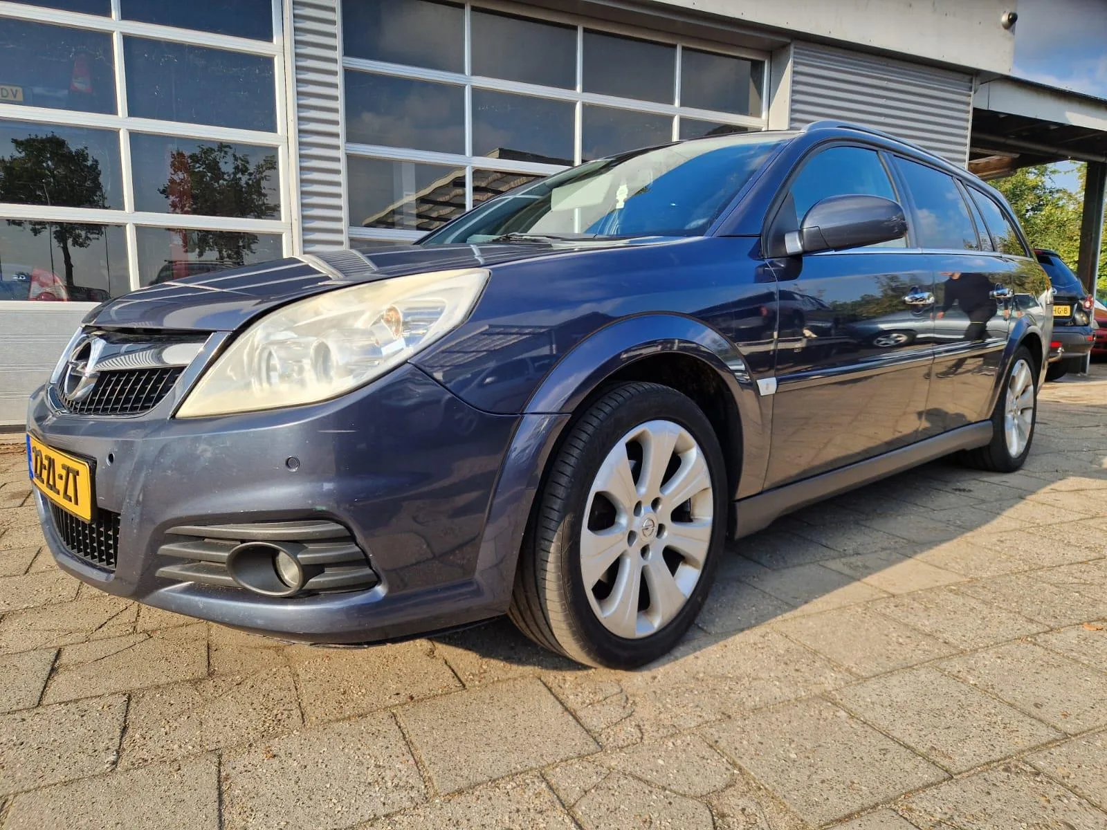 Opel Vectra (2008) — foto 1