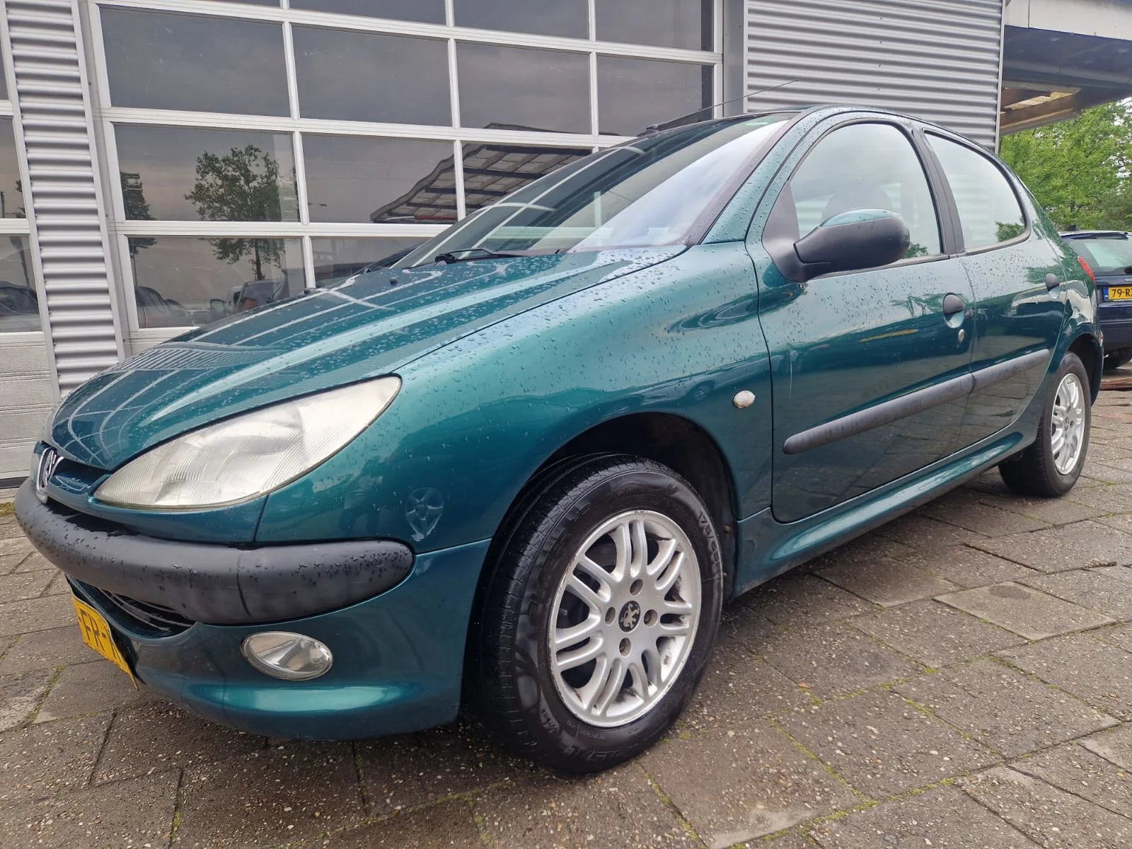Peugeot 206 (2000) — foto 1