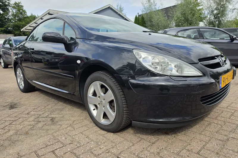 Peugeot 307 CC (2005)