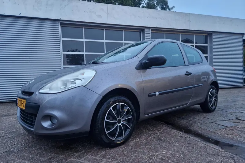 Renault Clio (2009)