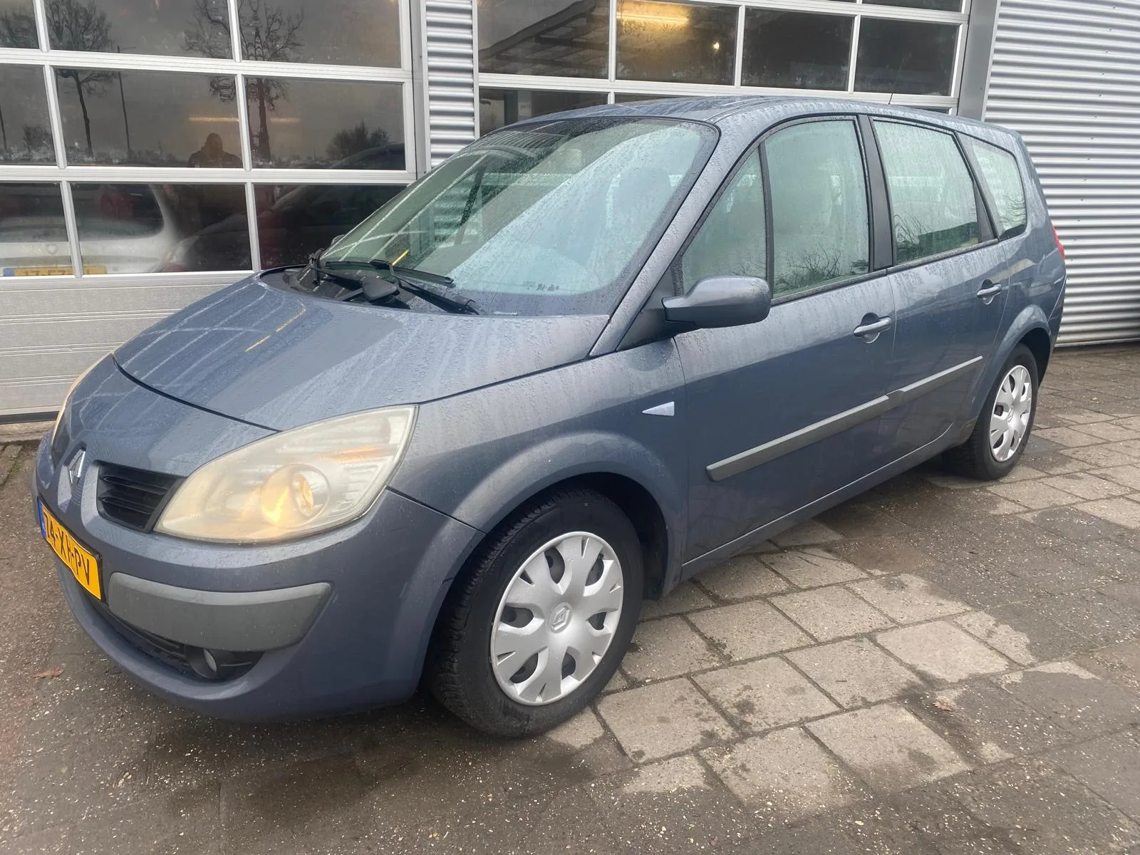 Renault Grand Scénic (2007) — foto 1