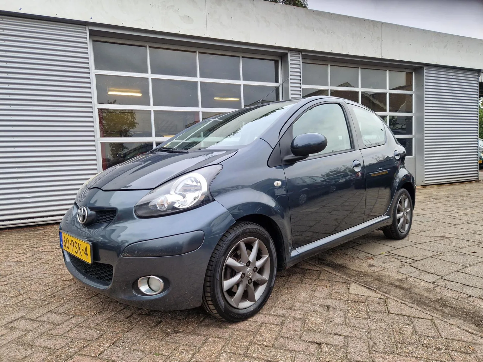 Toyota Aygo (2011) — foto 1