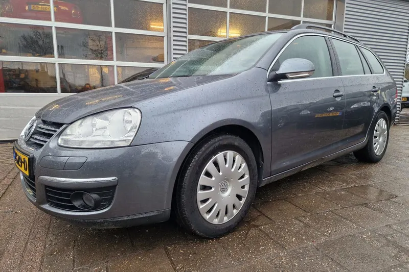 Volkswagen Golf (2009)