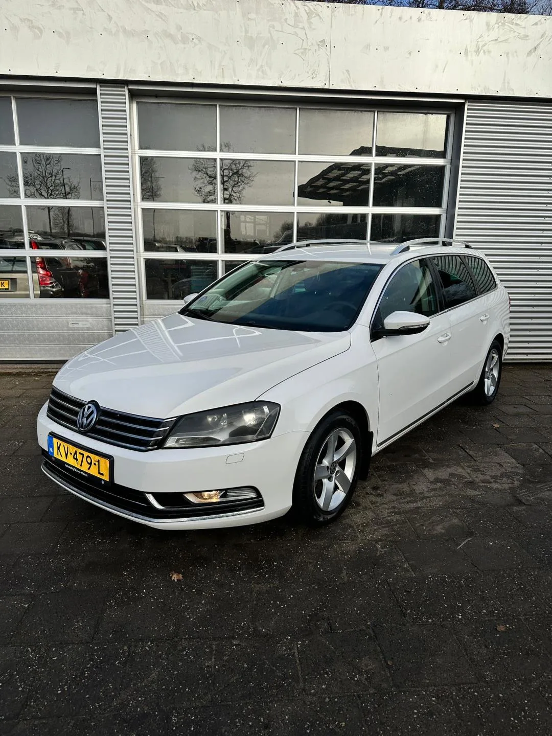 Volkswagen Passat (2011) — foto 1