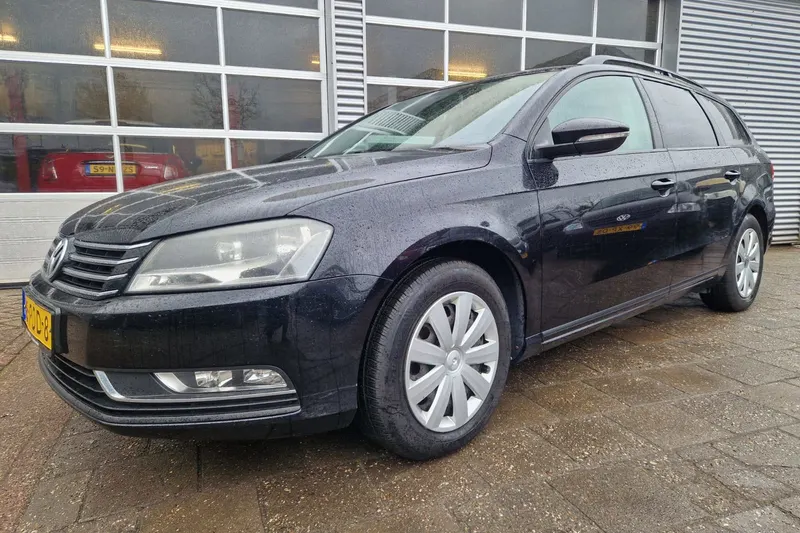 Volkswagen Passat (2011)